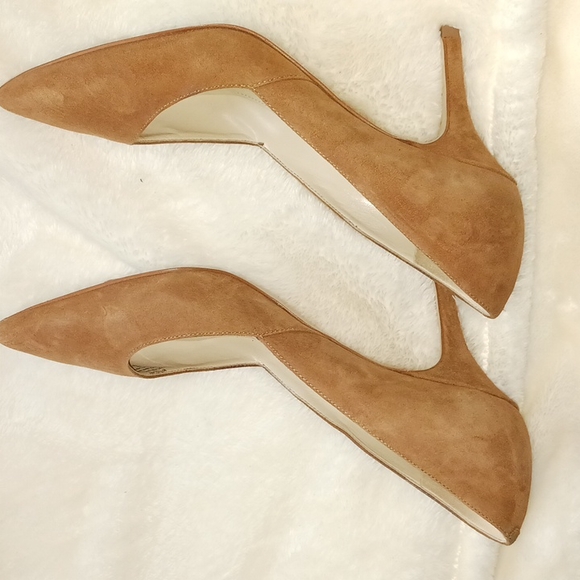 Marc Fisher Tuscany suade Tan pump size 9 - Picture 3 of 6